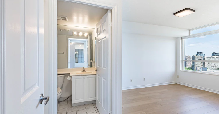 2110-3880 Duke Of York Boulevard, Mississauga, ON, L5B 4M7 - 25