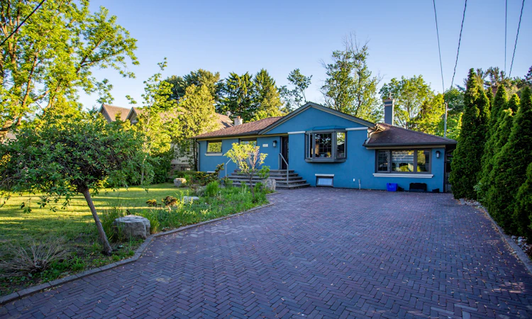 2450 Edenhurst Drive