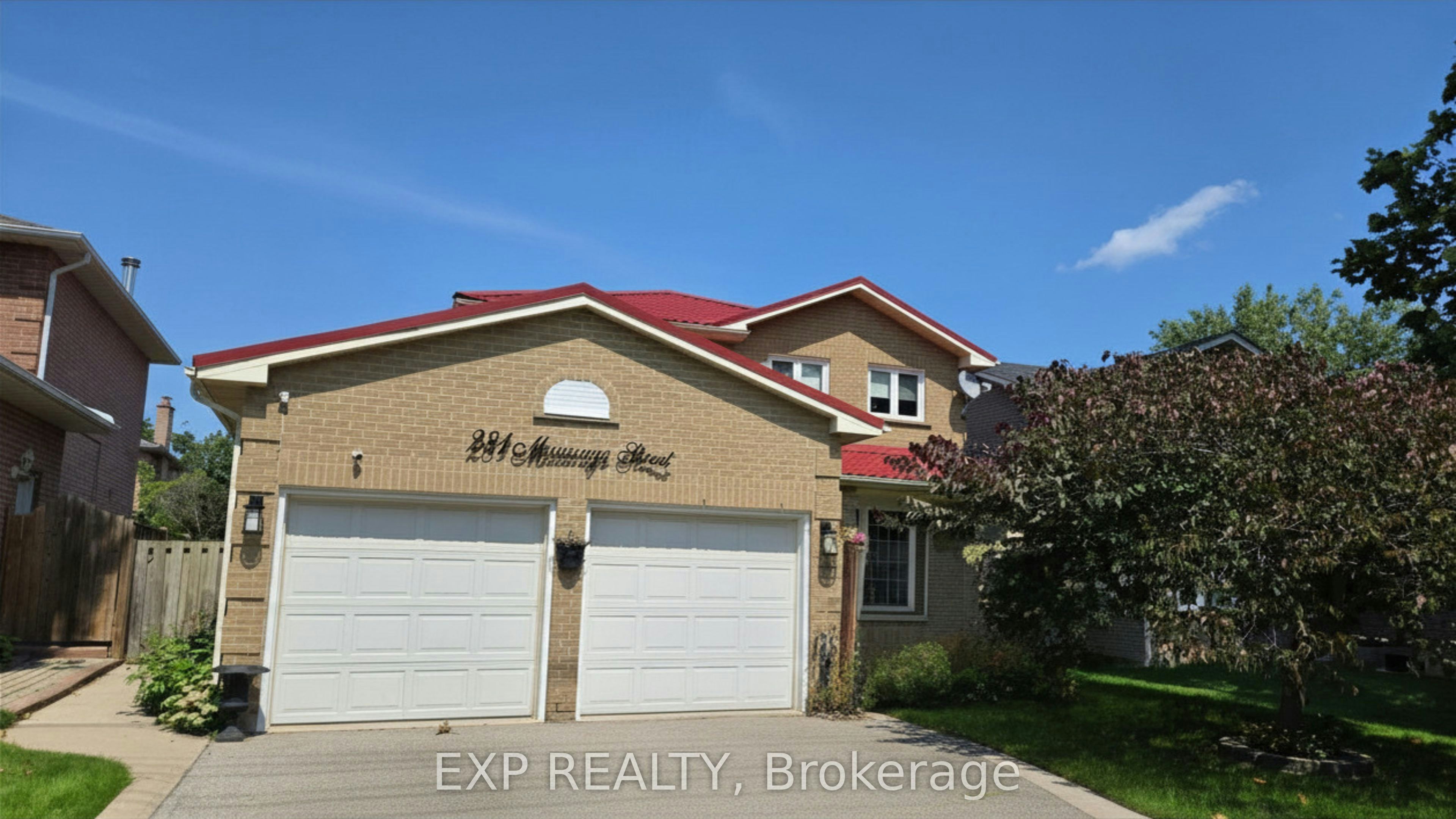 281 Mississaga Street, Oakville, ON, L6L 6J8