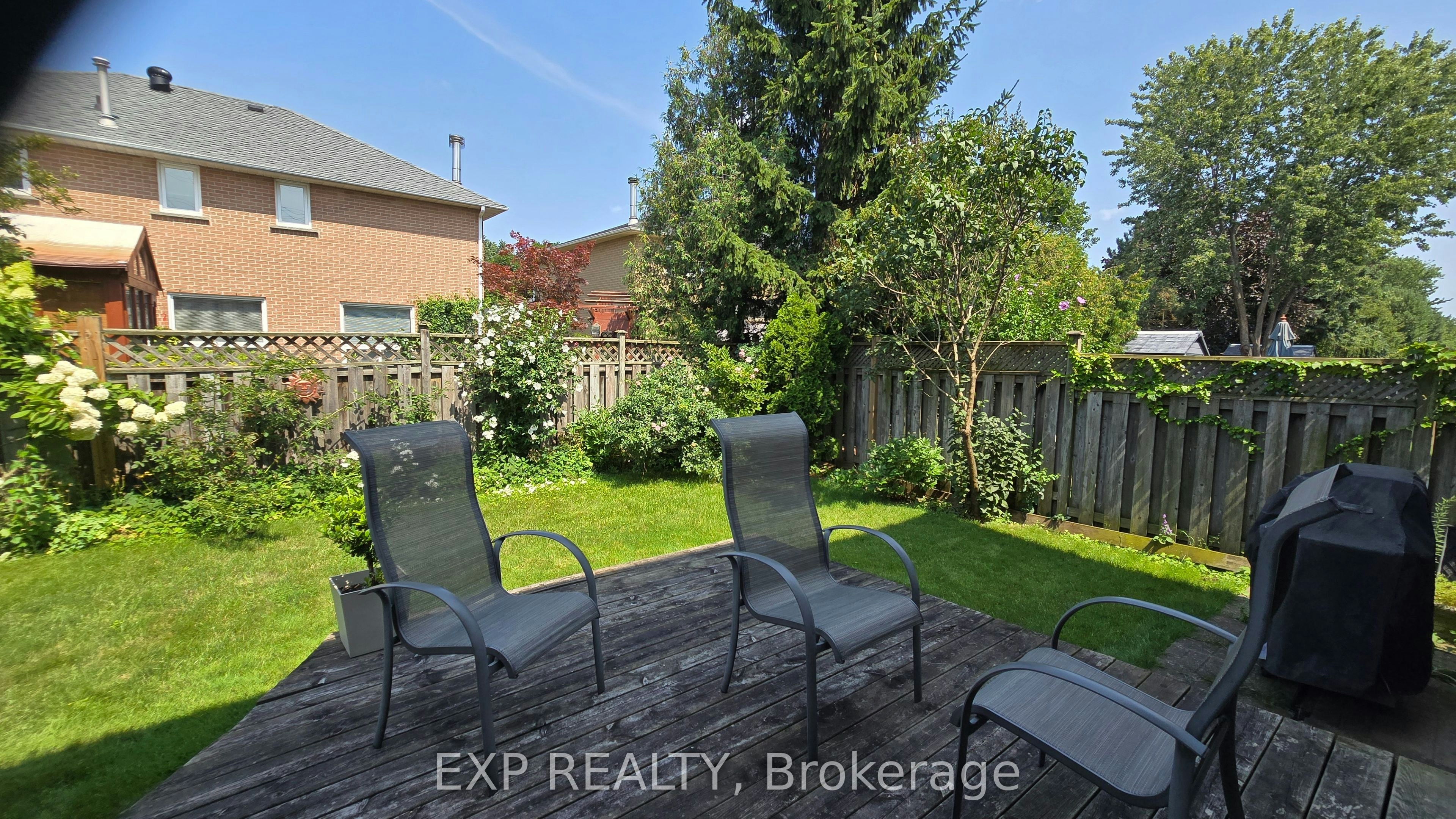 281 Mississaga Street, Oakville, ON, L6L 6J8 - 2