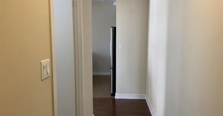 1002-4070 Confederation Parkway, Mississauga, ON, L5B 0E9 - 2