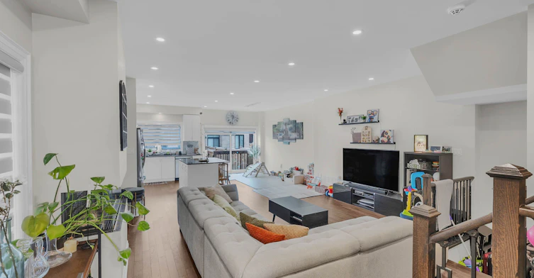 6 Lollard Way, Brampton, ON, L6Y 2C9 - 6