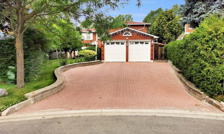 14 Madrid Crescent