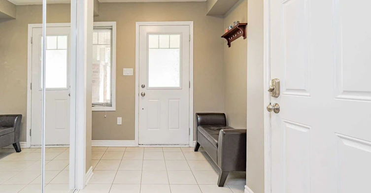 1631 Leblanc Court, Milton, ON, L5S 1V6 - 4