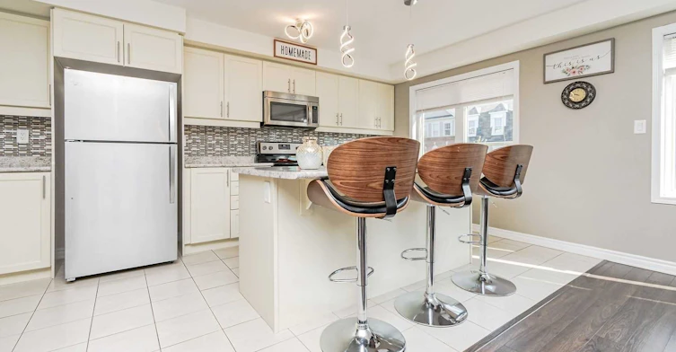 1631 Leblanc Court, Milton, ON, L5S 1V6 - 12