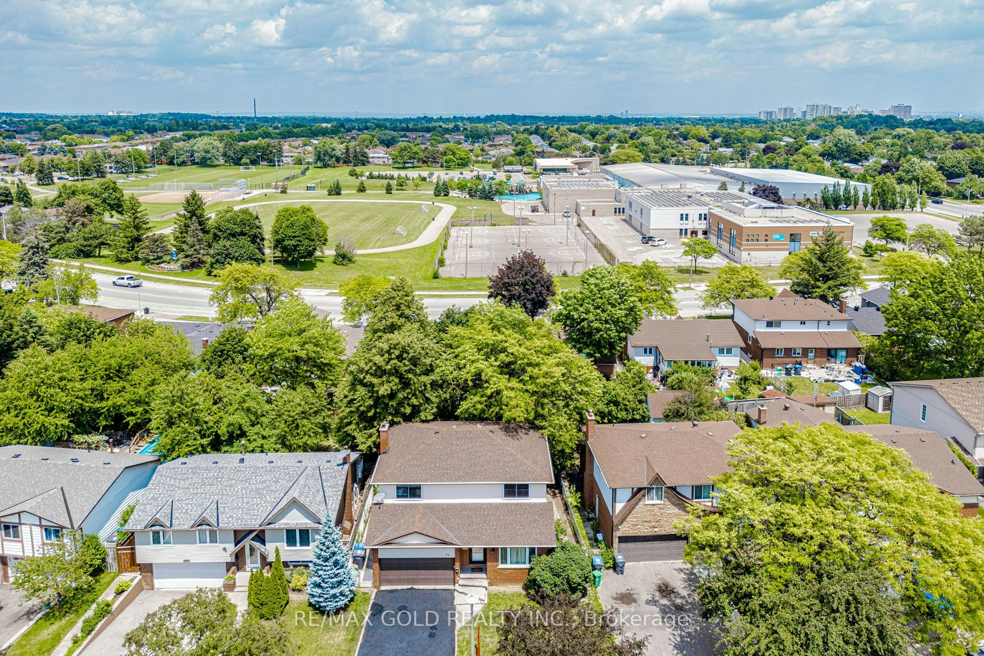 62 Charters Road, Brampton, ON, L6V 2S5