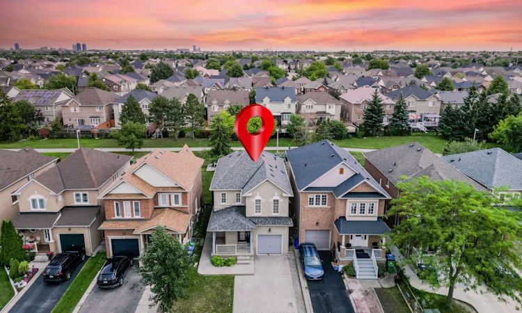 48 Redfinch Way