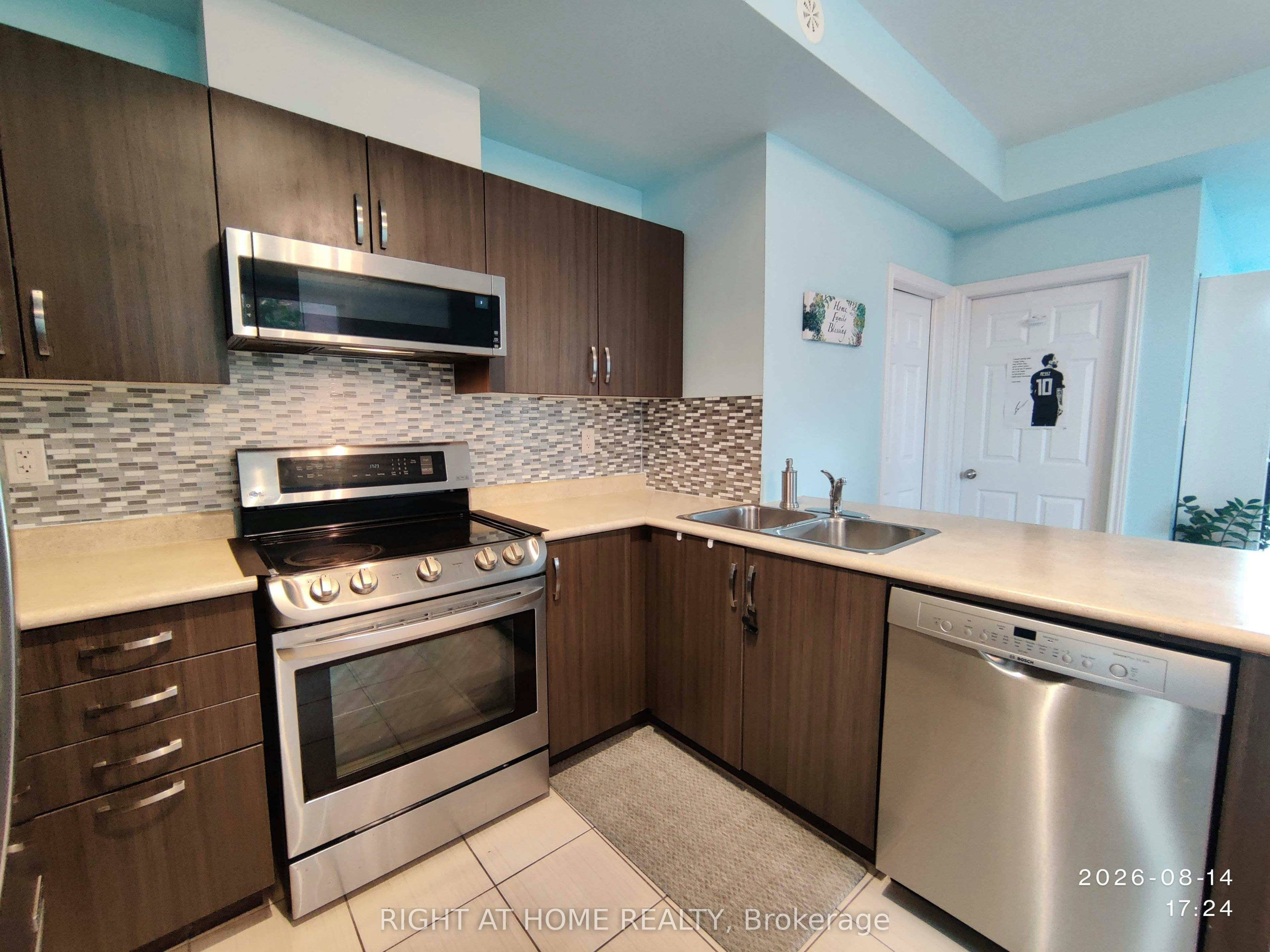 19-02-2420 Baronwood Drive, Oakville, ON, L6M 0X6 - 3