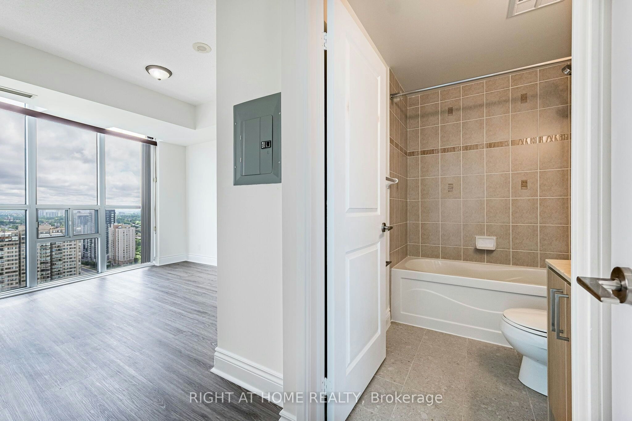 2302-80 Absolute Avenue, Mississauga, ON, L4Z 0A5 - 25