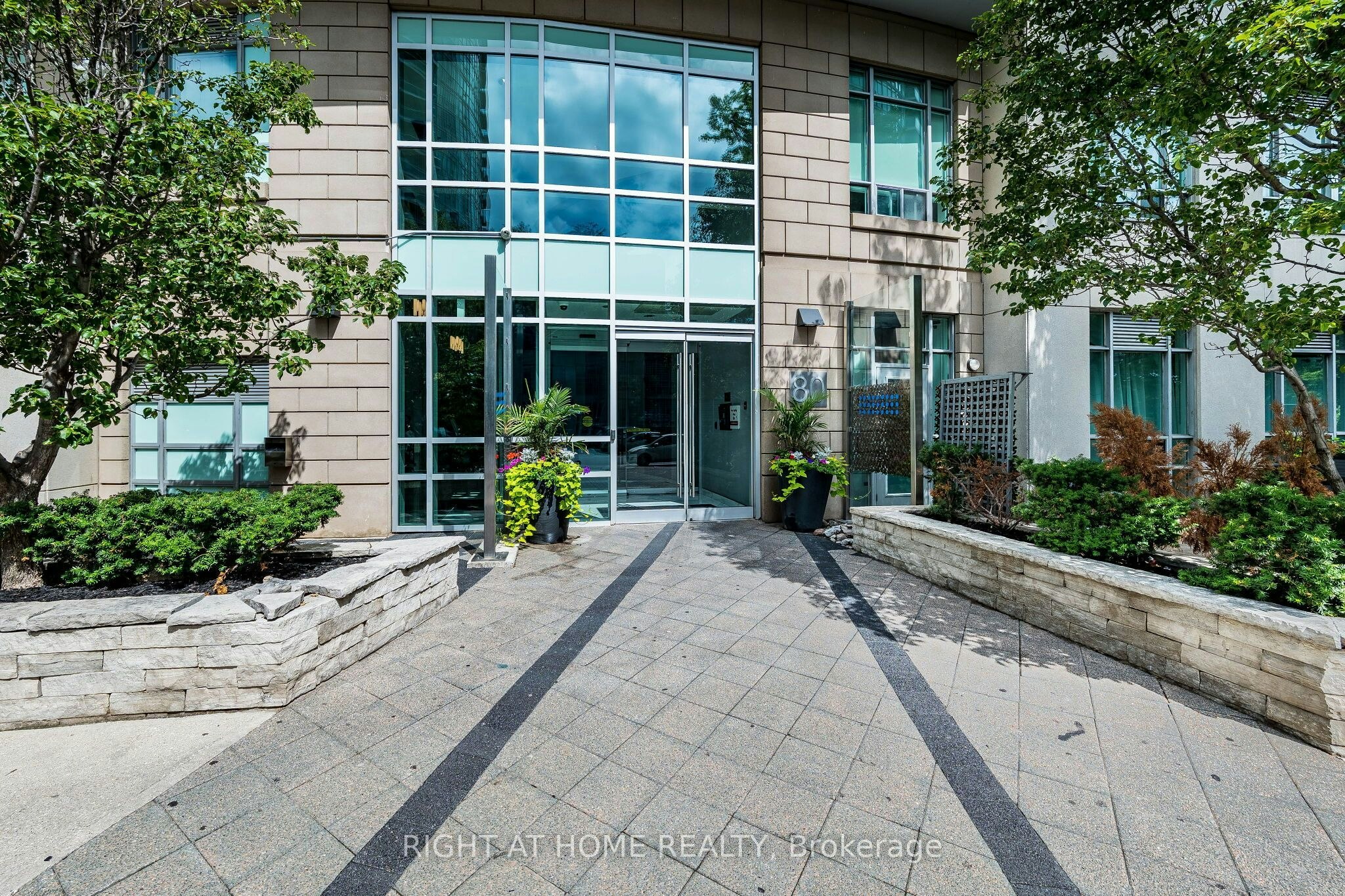 2302-80 Absolute Avenue, Mississauga, ON, L4Z 0A5 - 5
