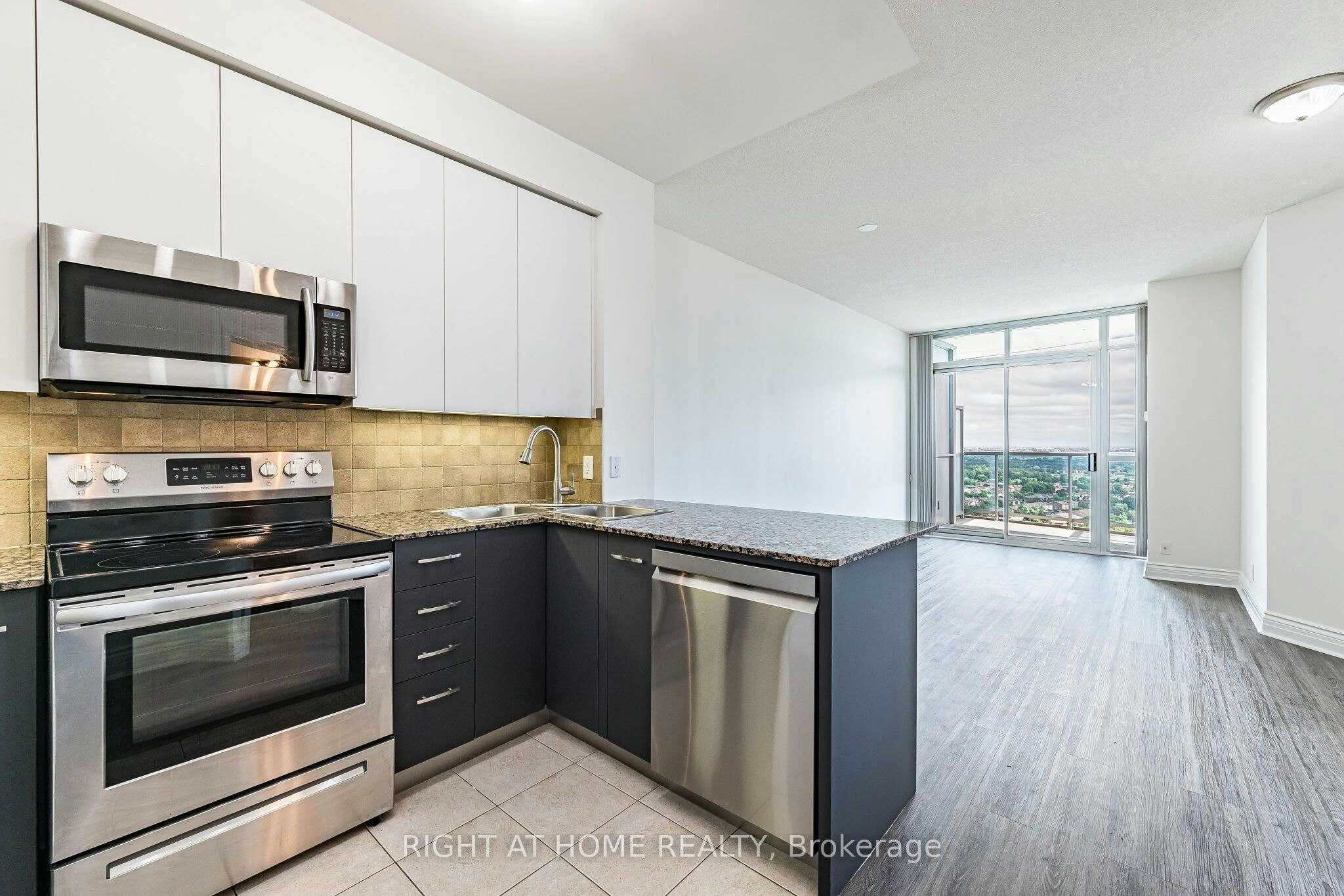 2302-80 Absolute Avenue, Mississauga, ON, L4Z 0A5 - 8