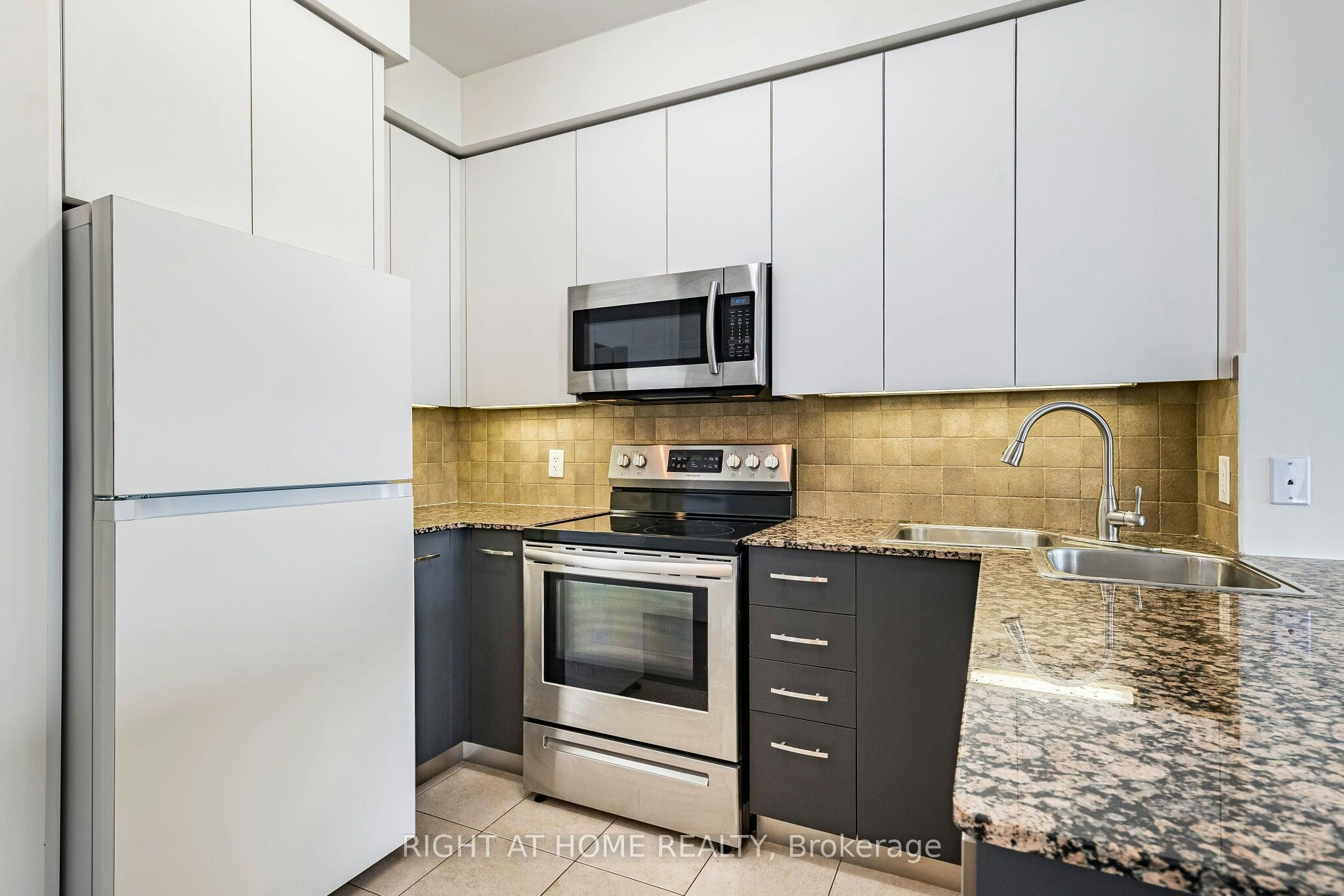 2302-80 Absolute Avenue, Mississauga, ON, L4Z 0A5 - 9