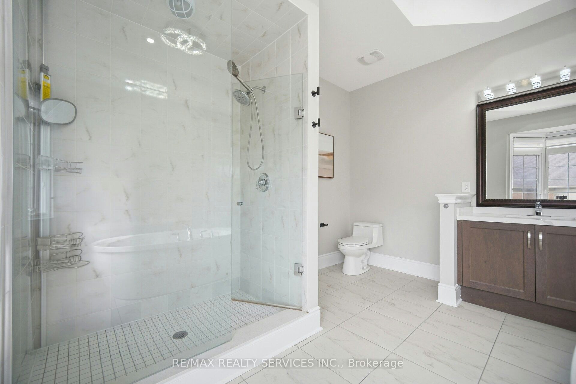 1 Adamsville Road, Brampton, ON, L6X 1H7 - 32