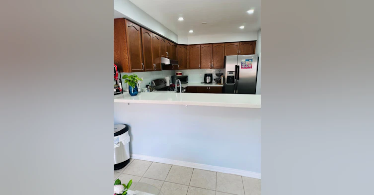 122 Hollingsworth Circle, Brampton, ON, L7A 0J5 - 12