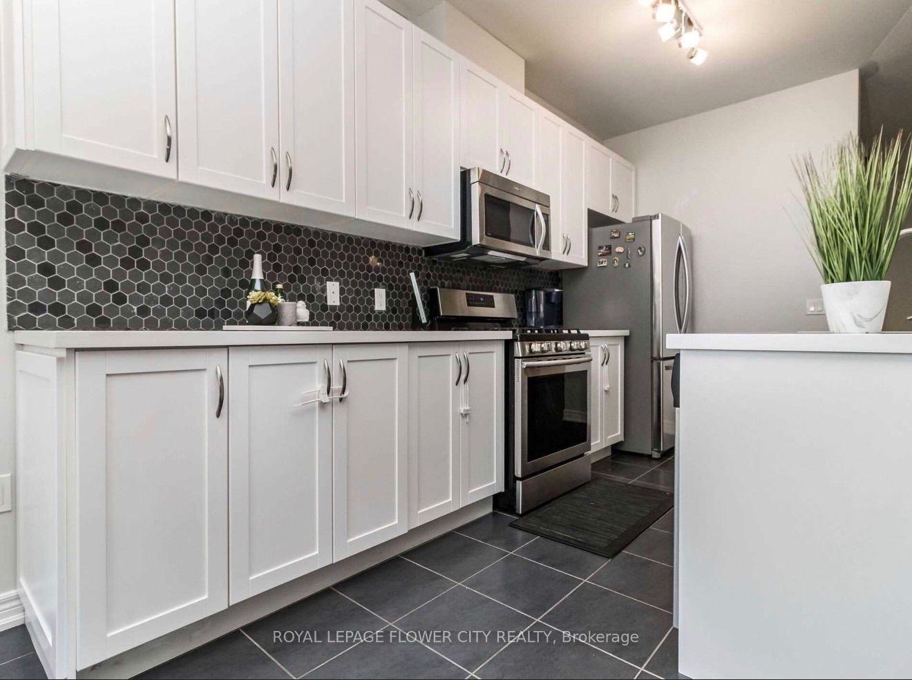5 Zephyr Road, Caledon, ON, L7C 3V9 - 6