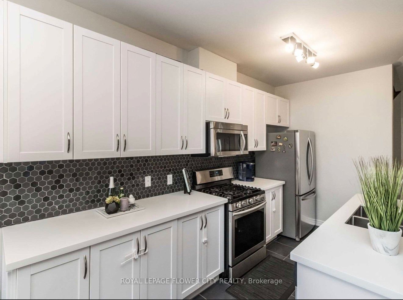 5 Zephyr Road, Caledon, ON, L7C 3V9 - 7