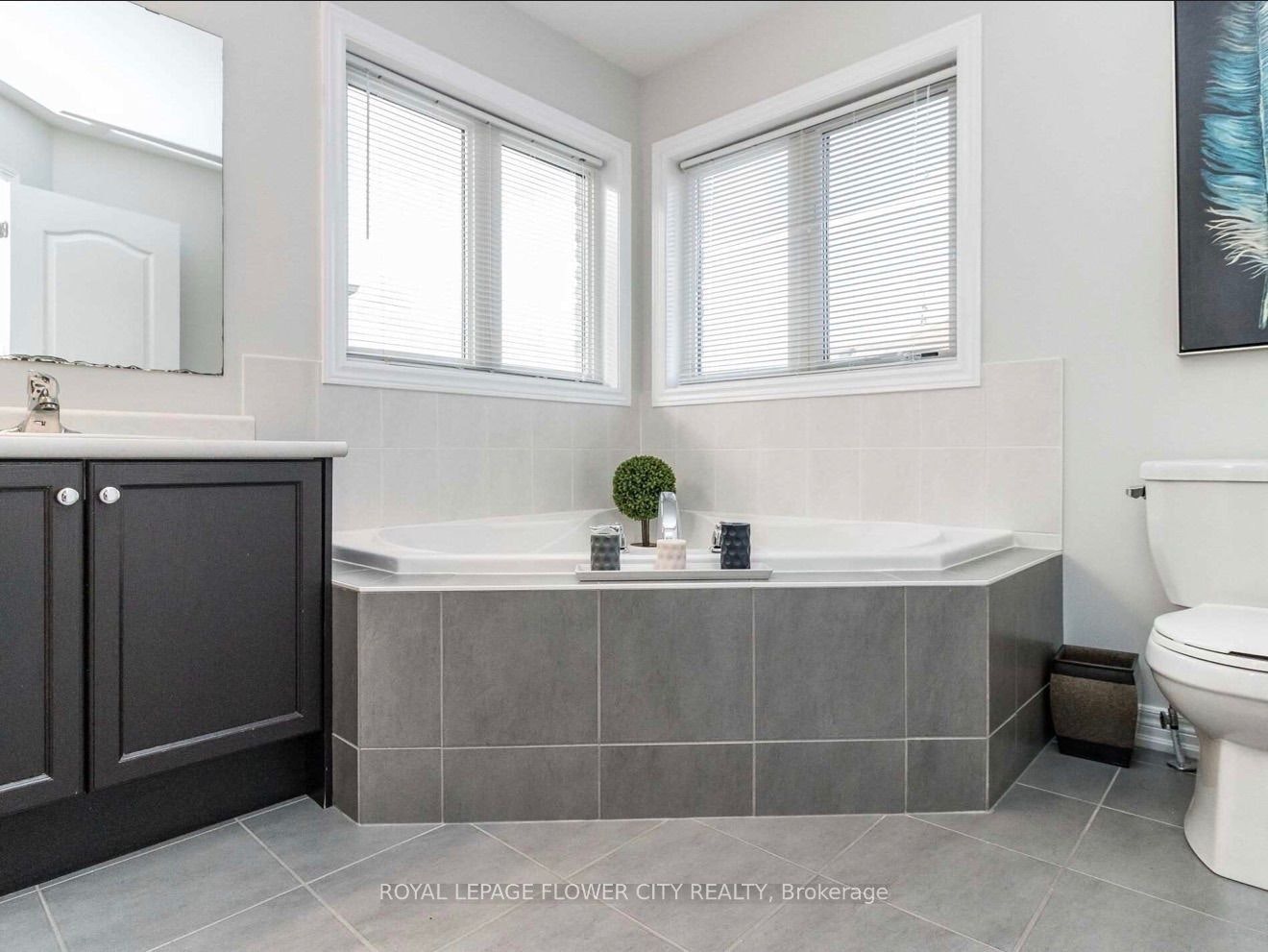 5 Zephyr Road, Caledon, ON, L7C 3V9 - 11
