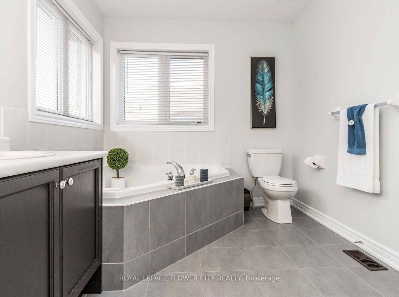 5 Zephyr Road, Caledon, ON, L7C 3V9 - 13