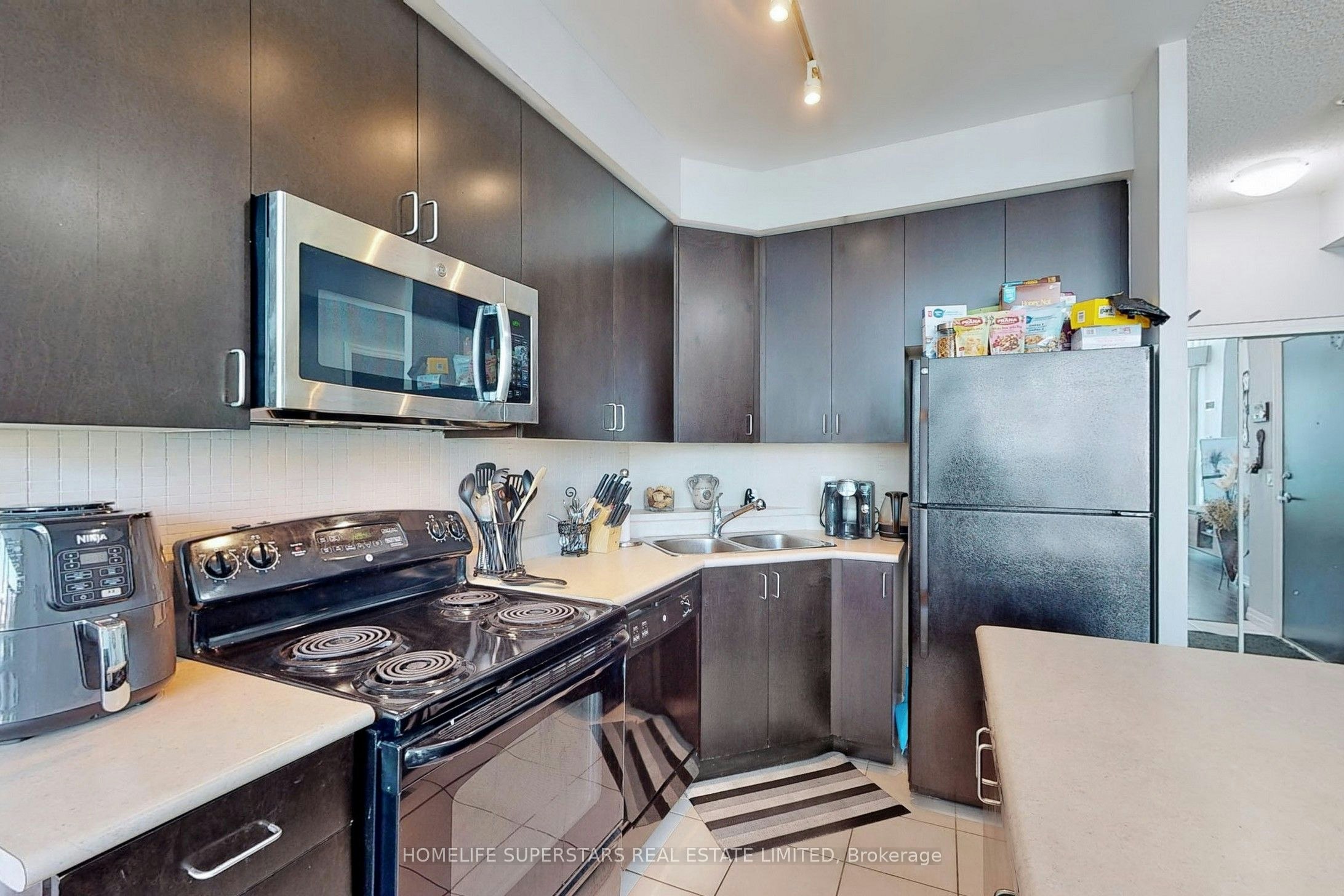 1013-223 Webb Drive, Mississauga, ON, L5B 4P2 - 20