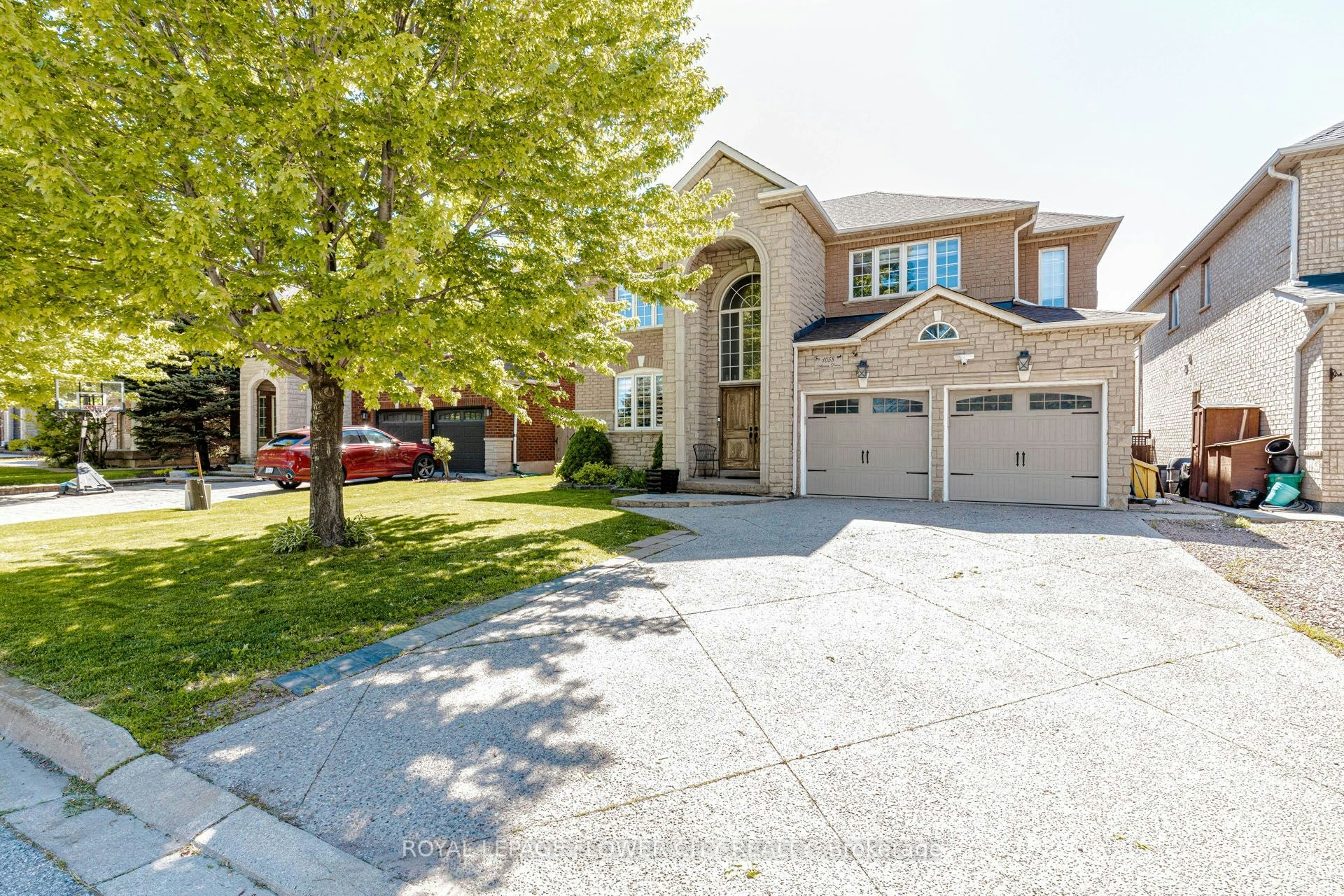 1058 Agram Drive, Oakville, ON, L6H 7L6