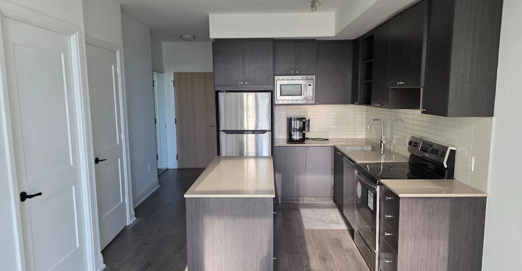 112-60 George Butchart Drive, Toronto, ON, M3K 2C5 - 7