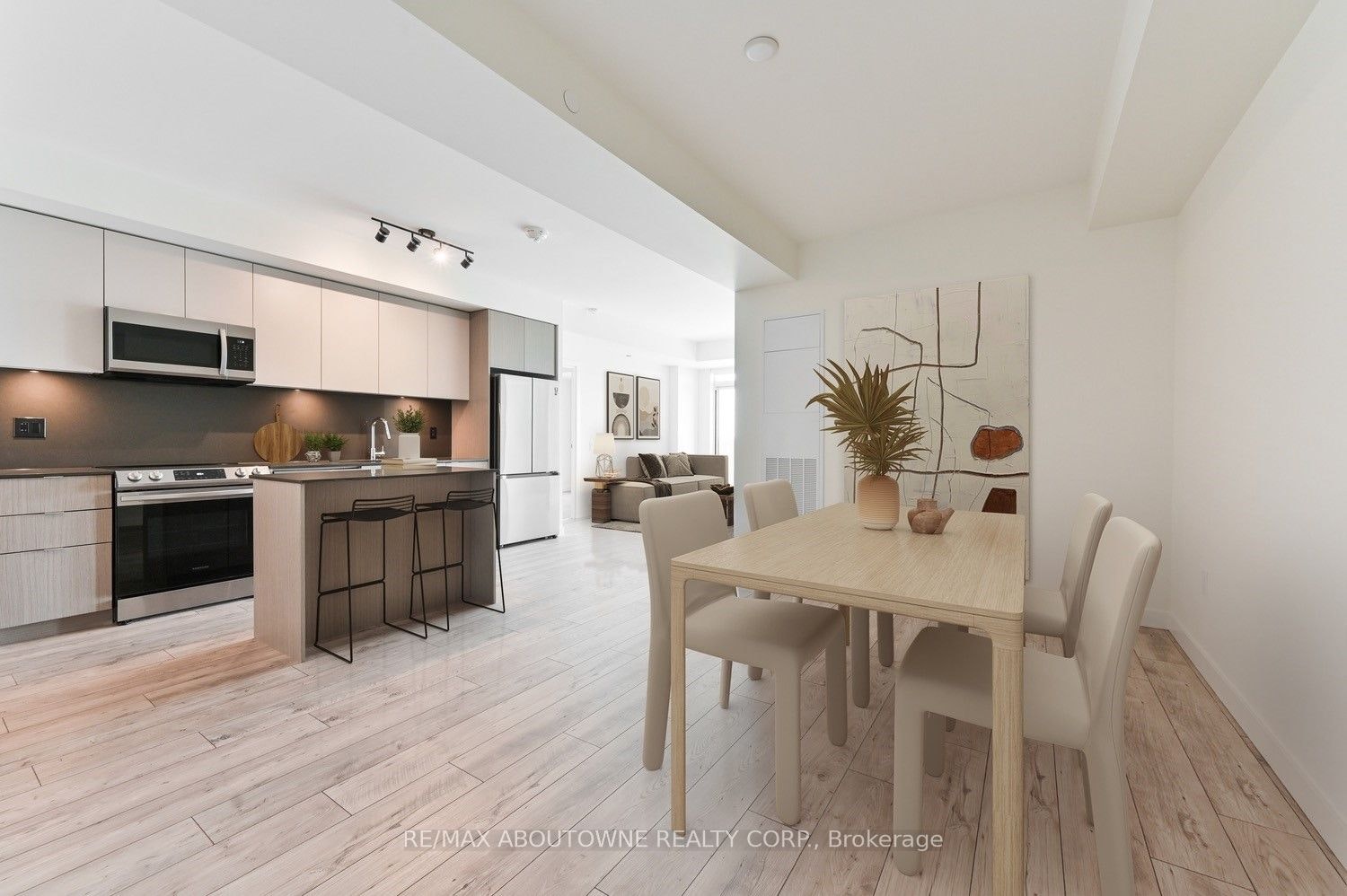 B0723-133 Bronte Road, Oakville, ON, L6L 3C1 - 4