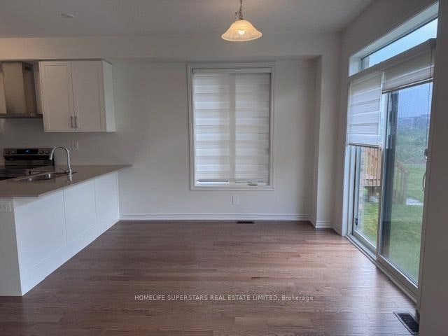 319 Bergamot Avenue, Milton, ON, L9E 2G1 - 4