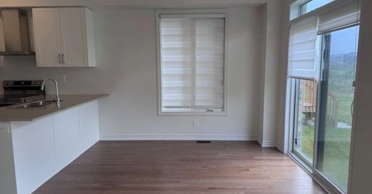 319 Bergamot Avenue, Milton, ON, L9E 2G1 - 4