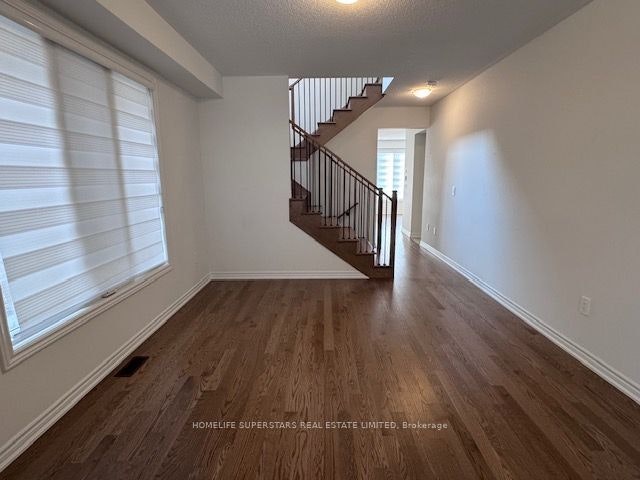 319 Bergamot Avenue, Milton, ON, L9E 2G1 - 7