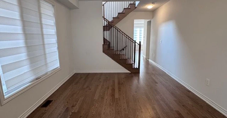 319 Bergamot Avenue, Milton, ON, L9E 2G1 - 7
