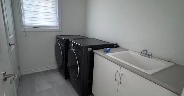 319 Bergamot Avenue, Milton, ON, L9E 2G1 - 13