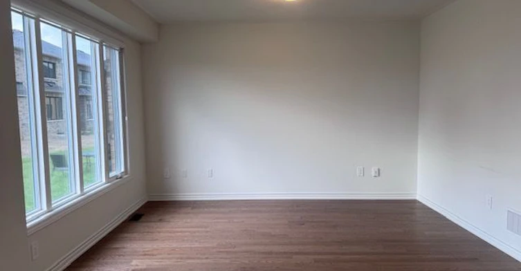 319 Bergamot Avenue, Milton, ON, L9E 2G1 - 3
