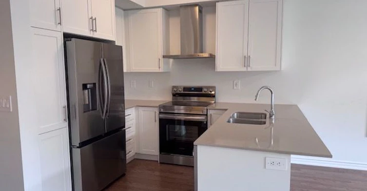319 Bergamot Avenue, Milton, ON, L9E 2G1 - 5