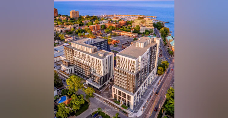 B0811-133 Bronte Road, Oakville, ON, L6L 0H2