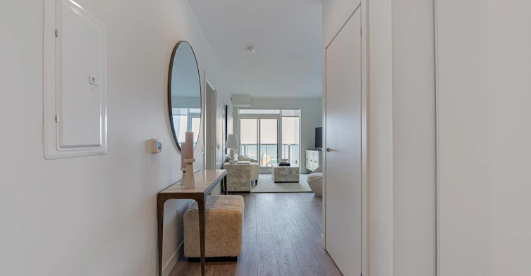 B0811-133 Bronte Road, Oakville, ON, L6L 0H2 - 2