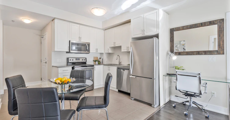 423-2486 Old Bronte Road, Oakville, ON, L6M 4J2 - 2