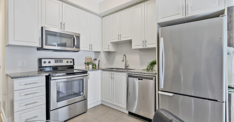 423-2486 Old Bronte Road, Oakville, ON, L6M 4J2 - 3