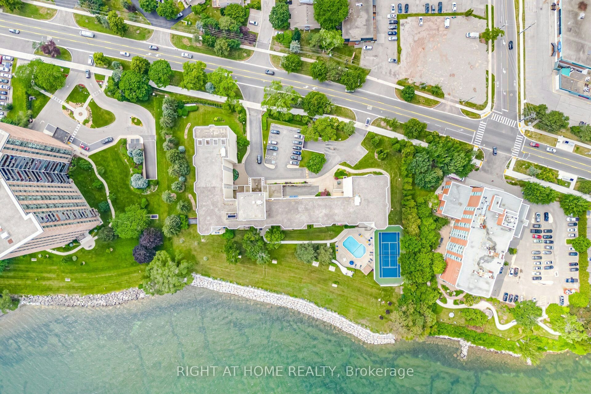 1104-5280 Lakeshore Road, Burlington, ON, L7L 5R1 - 2