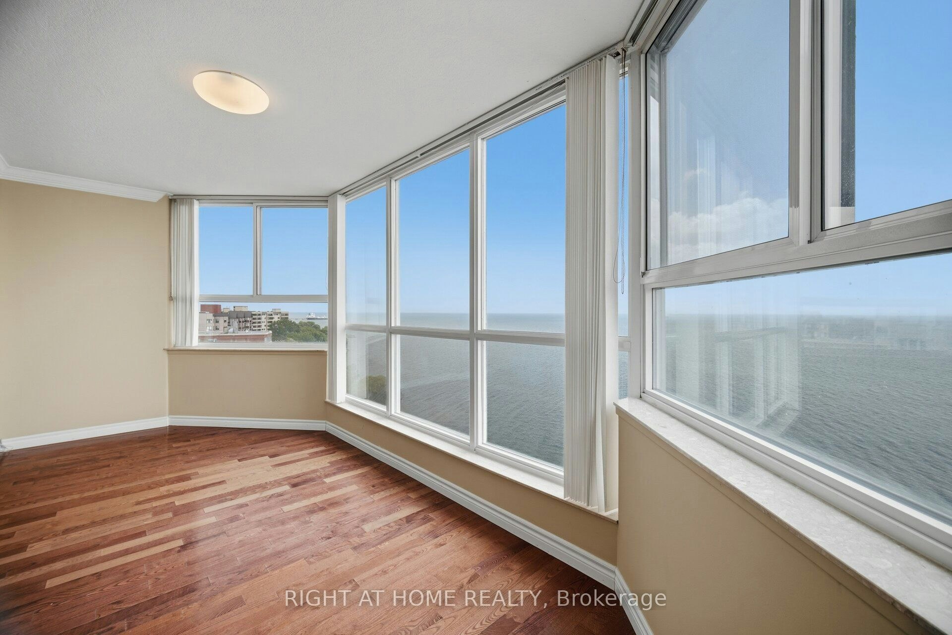 1104-5280 Lakeshore Road, Burlington, ON, L7L 5R1 - 12