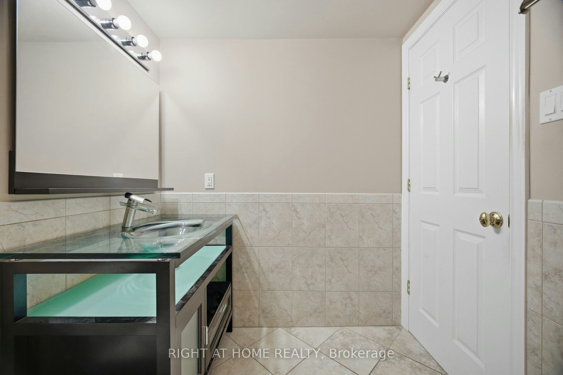 1104-5280 Lakeshore Road, Burlington, ON, L7L 5R1 - 25