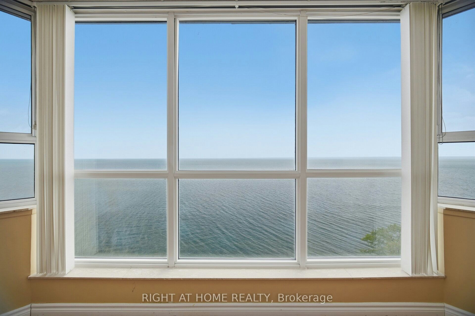 1104-5280 Lakeshore Road, Burlington, ON, L7L 5R1 - 11