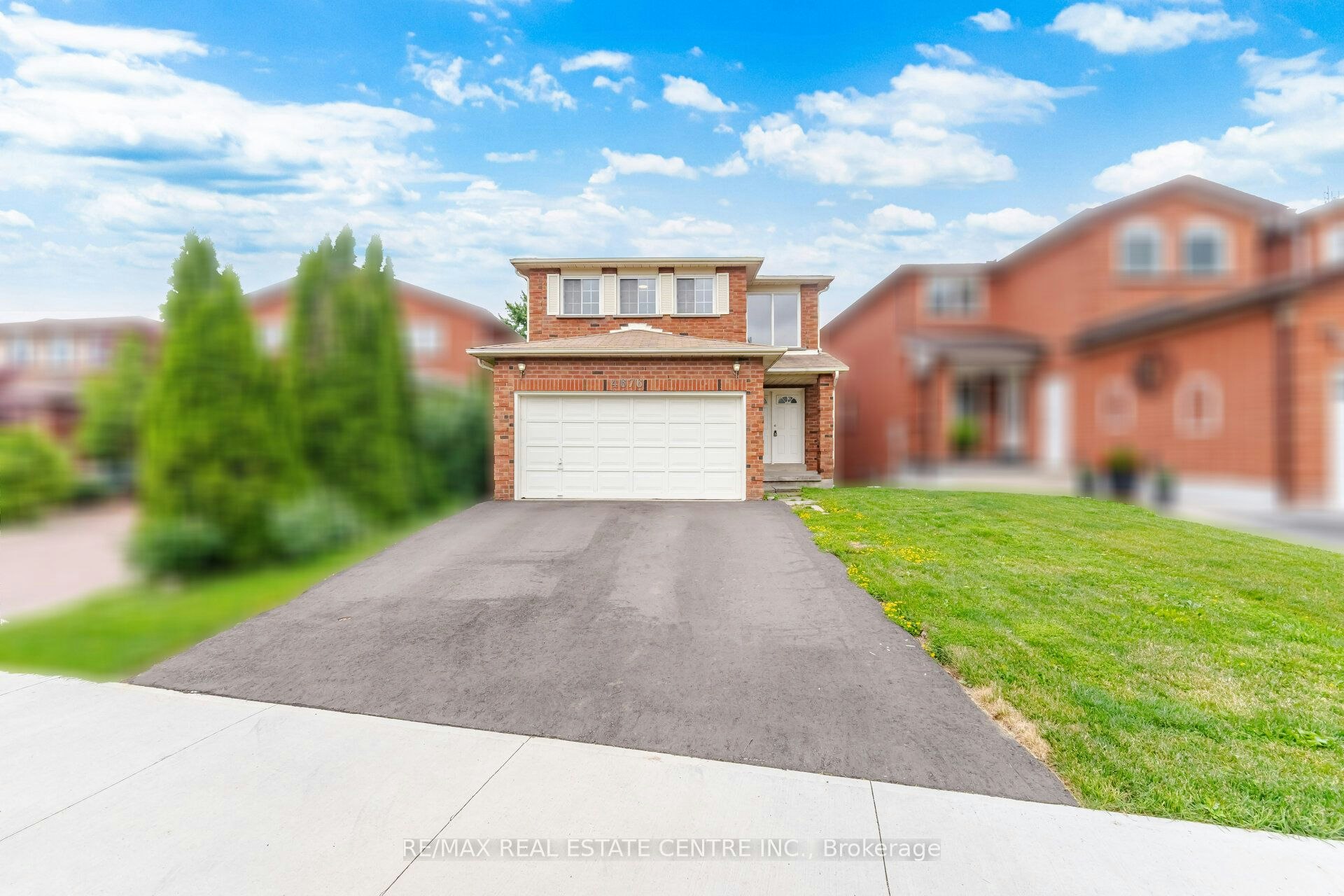 Main and 2nd-4676 Owl Circle, Mississauga, ON, L4Z 2W6 - 3