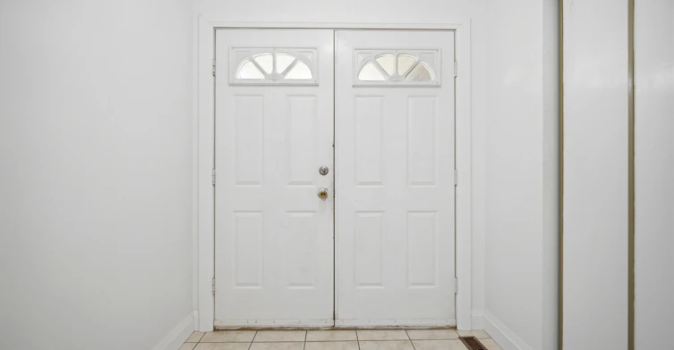 Main and 2nd-4676 Owl Circle, Mississauga, ON, L4Z 2W6 - 7