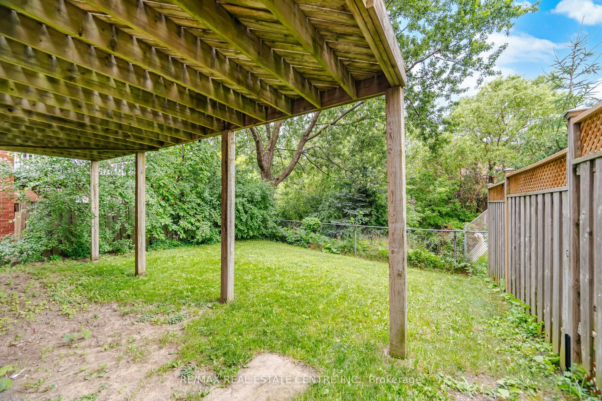 Main and 2nd-4676 Owl Circle, Mississauga, ON, L4Z 2W6 - 48