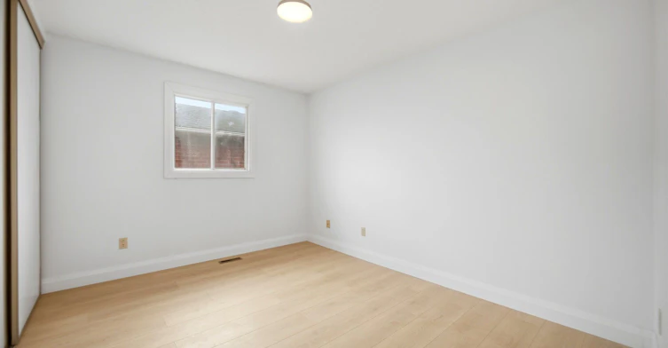 Main and 2nd-4676 Owl Circle, Mississauga, ON, L4Z 2W6 - 41