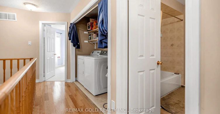 17 Echoridge Drive, Brampton, ON, L7A 3L2 - 2