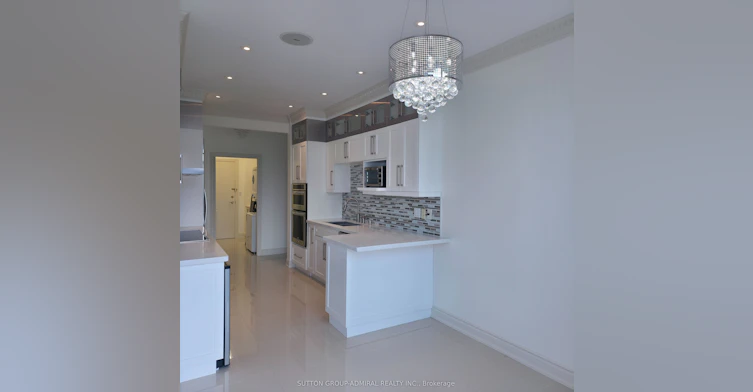 Ph18-2111 Lake Shore Boulevard W, Toronto, ON, M8V 4B2 - 5