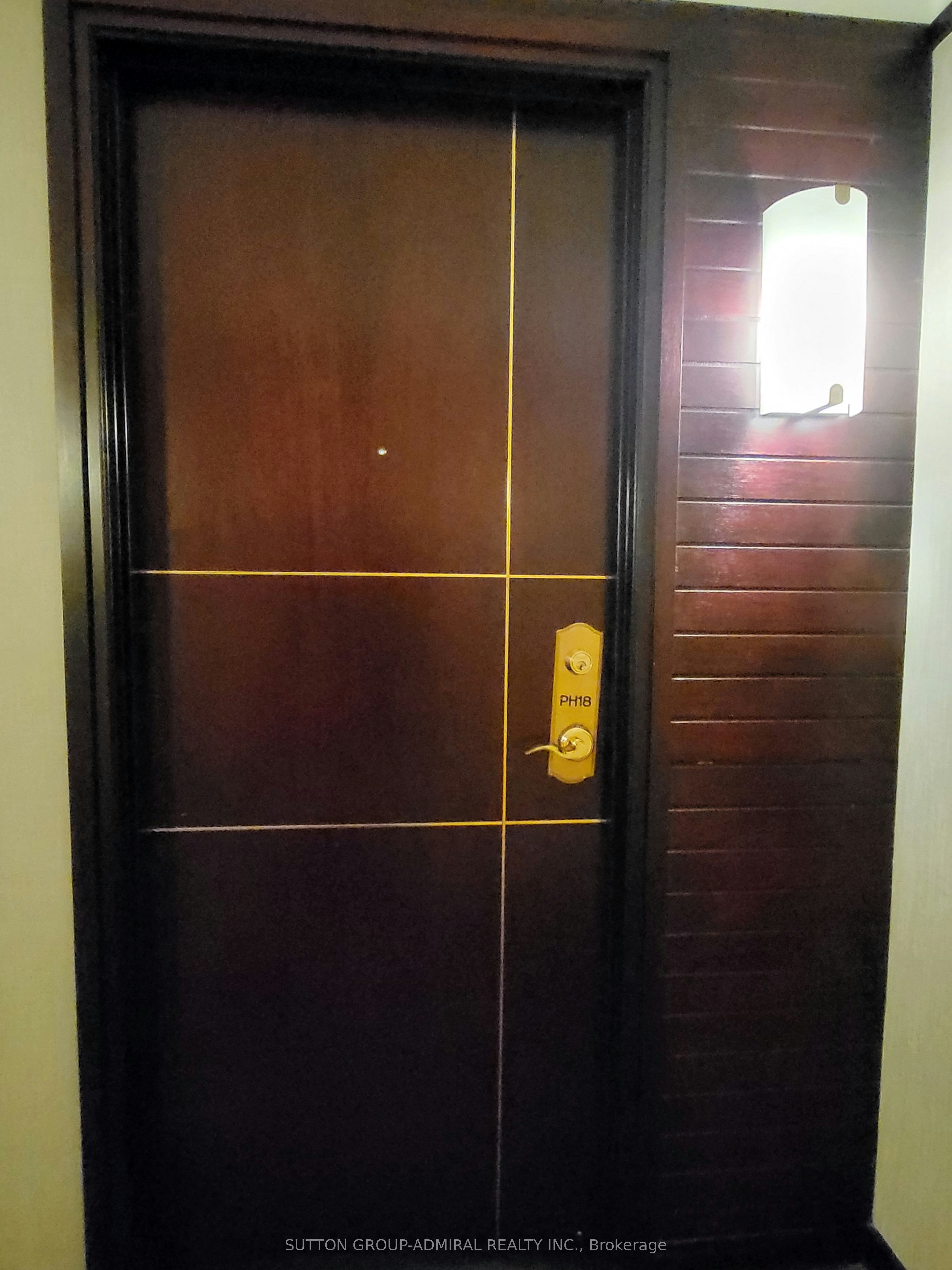 Ph18-2111 Lake Shore Boulevard W, Toronto, ON, M8V 4B2 - 2
