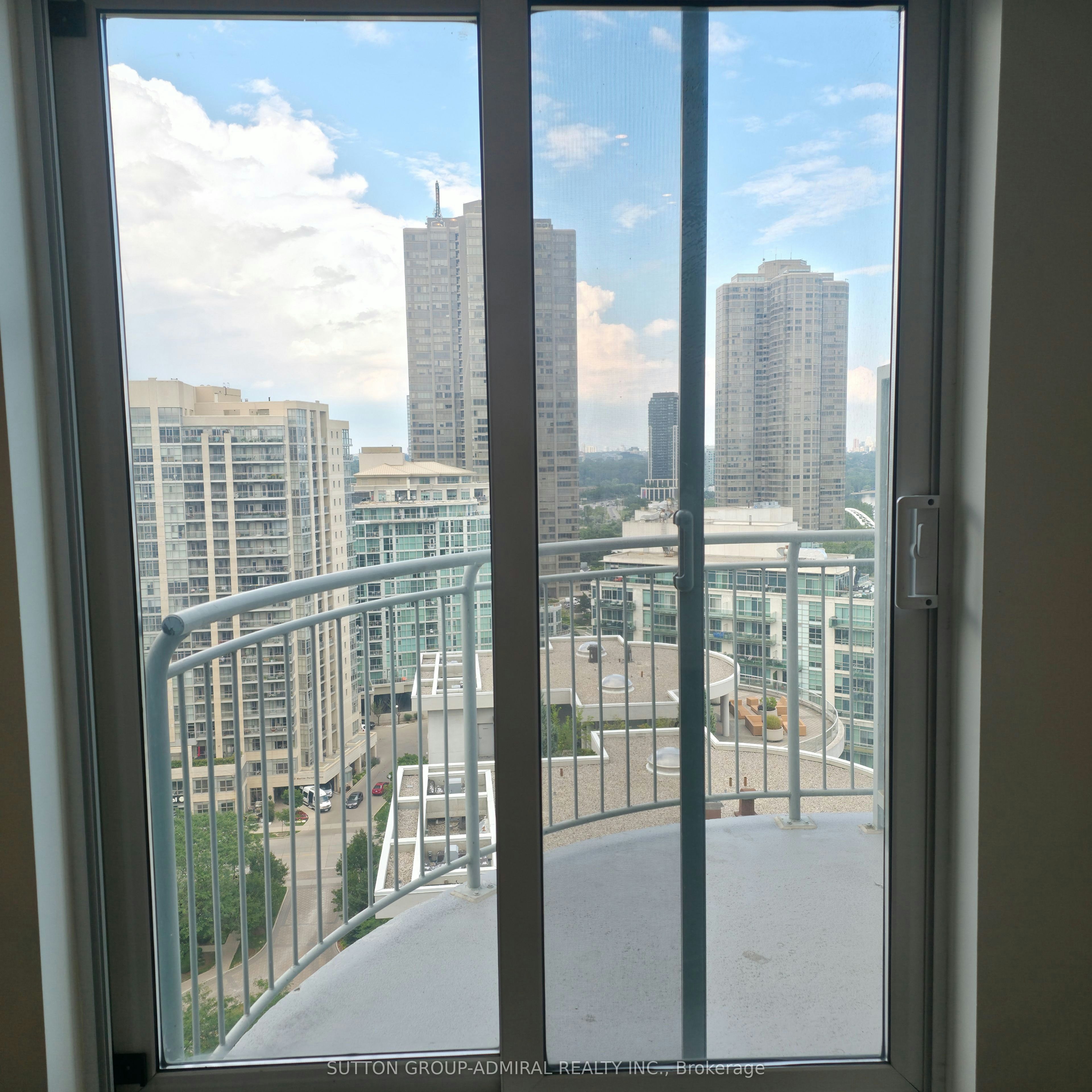 Ph18-2111 Lake Shore Boulevard W, Toronto, ON, M8V 4B2 - 14