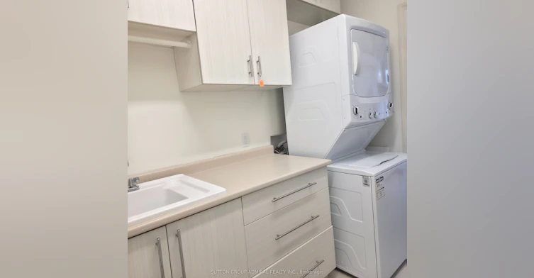 Ph18-2111 Lake Shore Boulevard W, Toronto, ON, M8V 4B2 - 9